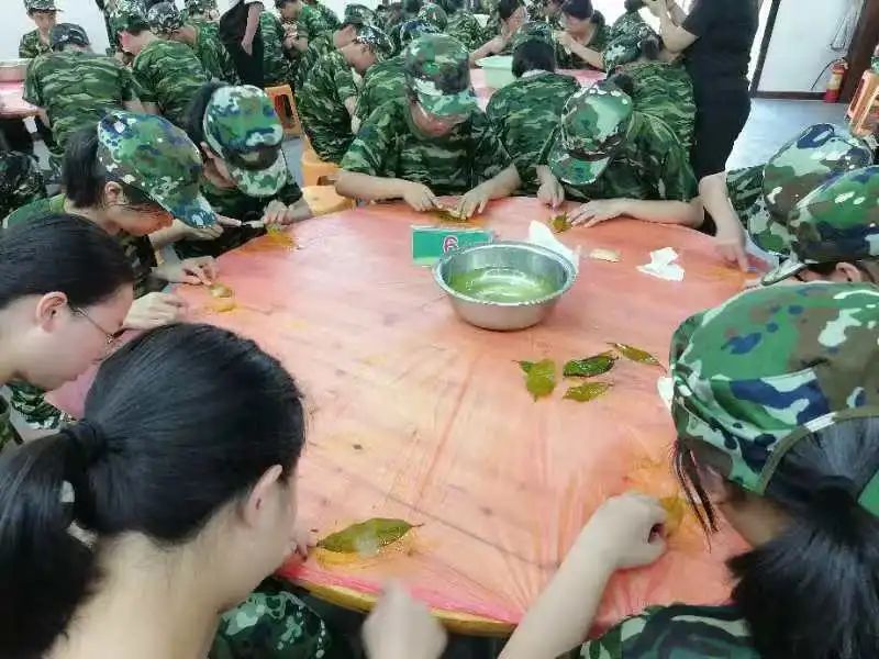 1723596235129478.jpg 4d00e5f9a12938bfa336112d5b14dc33.jpg