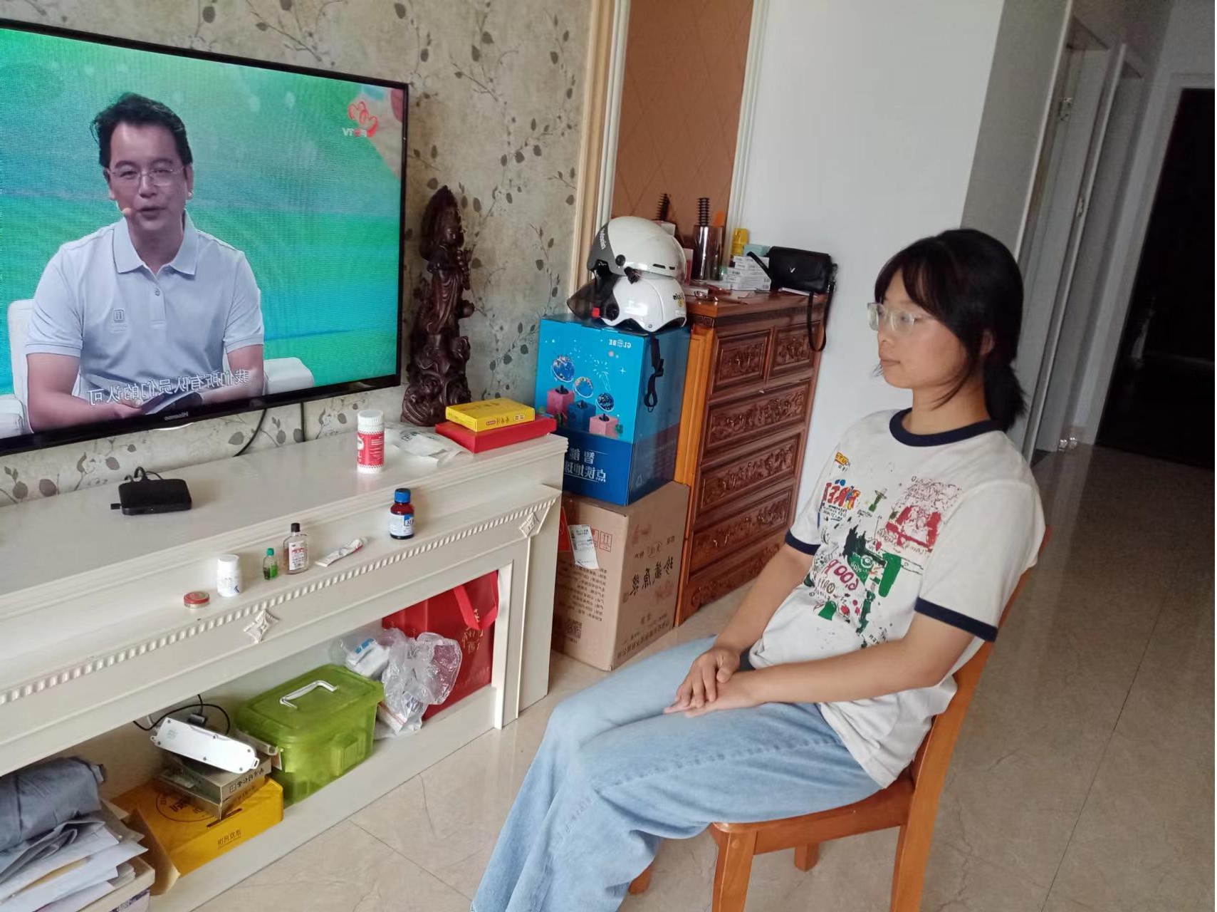 1725438015886282.jpg 直播照片2.jpg