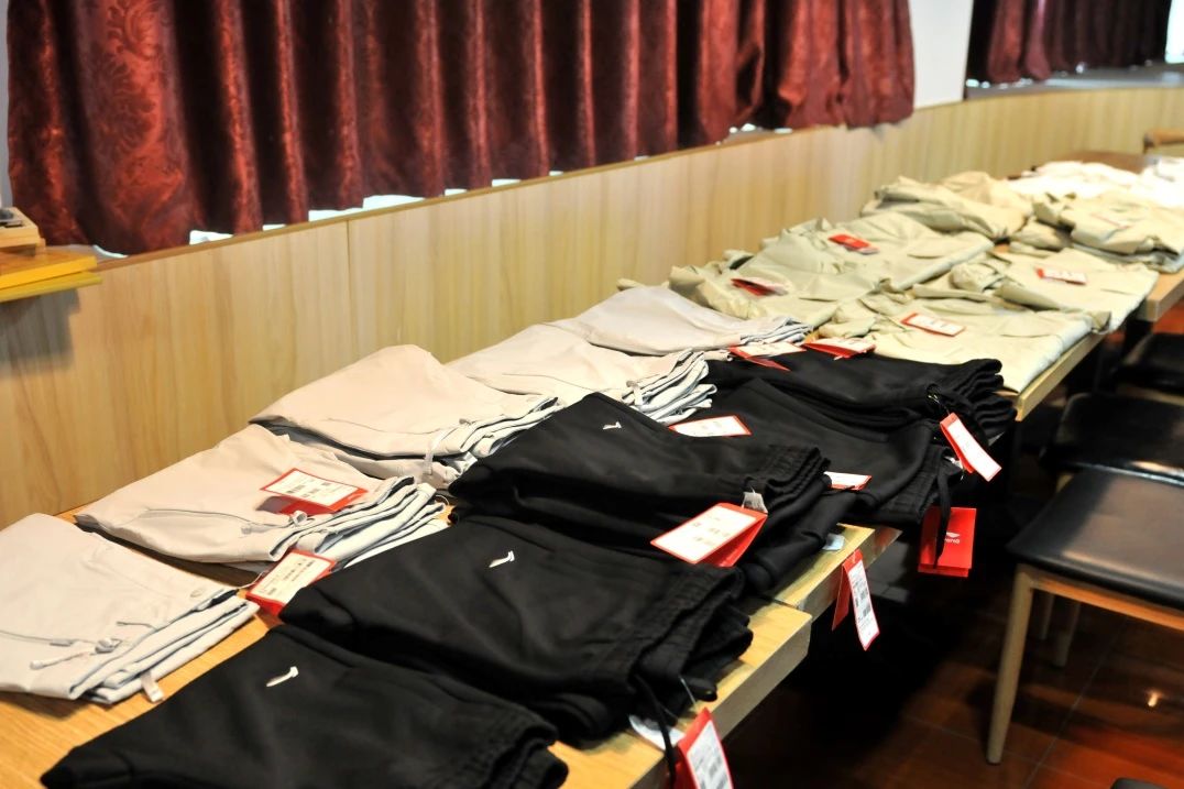 1725498571474554.jpg 2.jpg