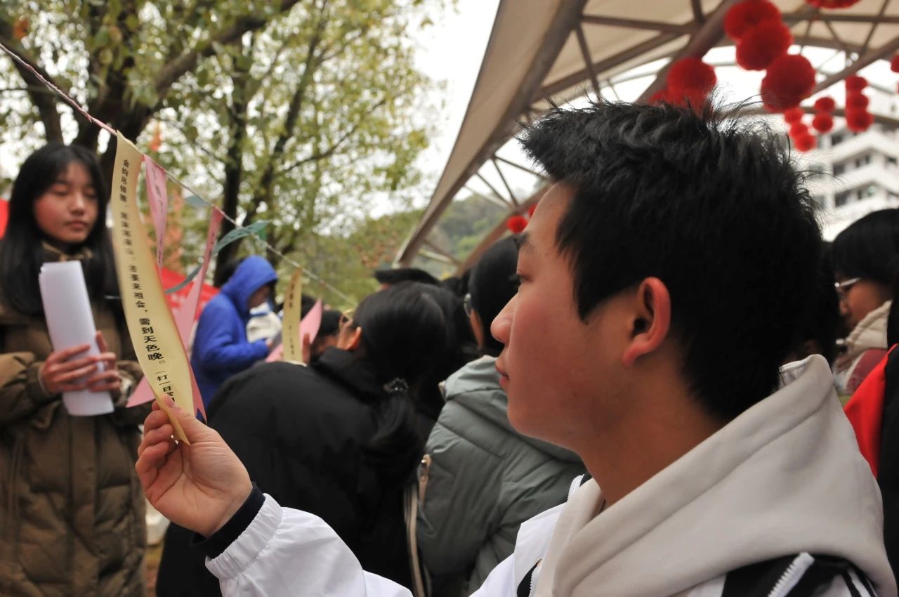 1726039617666863.jpg 0ace3614a59cff8b0e6a3ae7ed2ff7b3.jpg