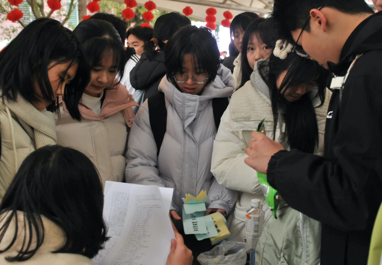 1726039631140929.jpg 41712f8bcd2a516394599a4b340d7931.jpg