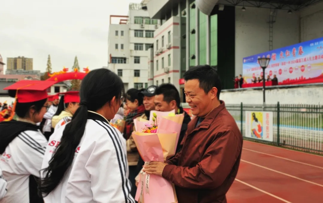 1726104057886282.jpg 339.jpg