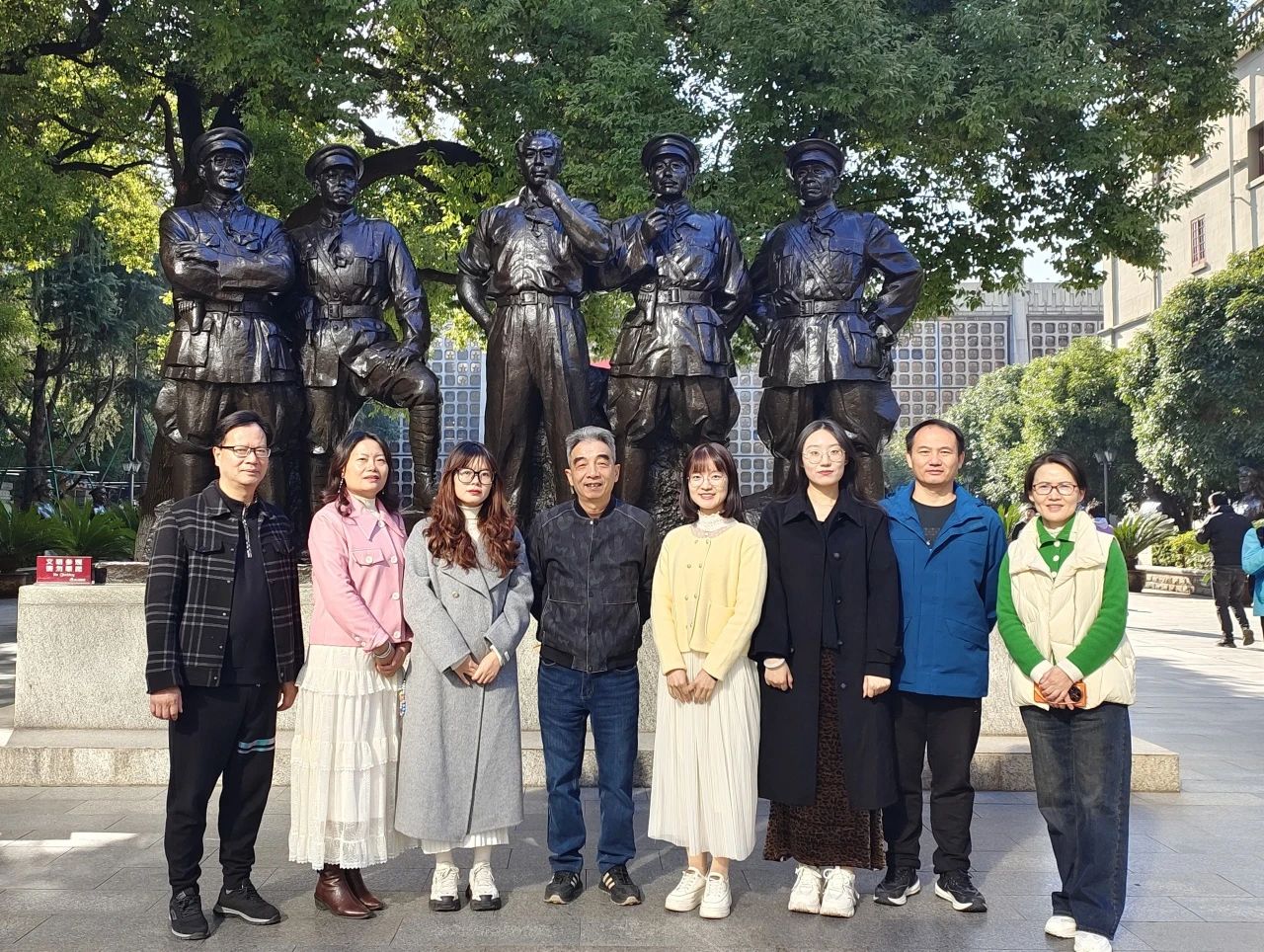 1741856799128613.jpg 4.jpg